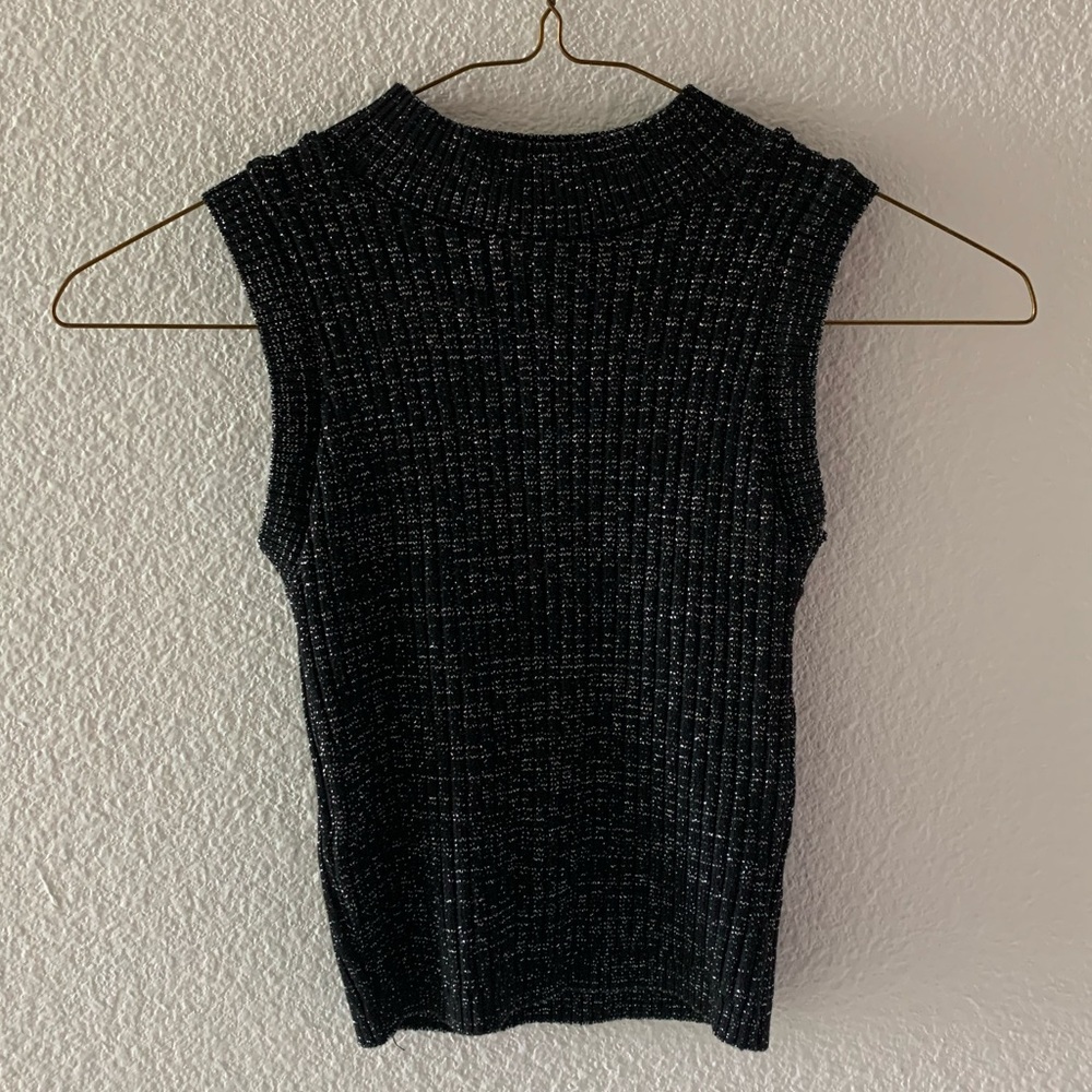 Fashion Nova Stretchy Cropped Tank Top